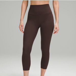 ALIGN RIBBED HIGH-RISE CROPPED 23” || LULULEMON